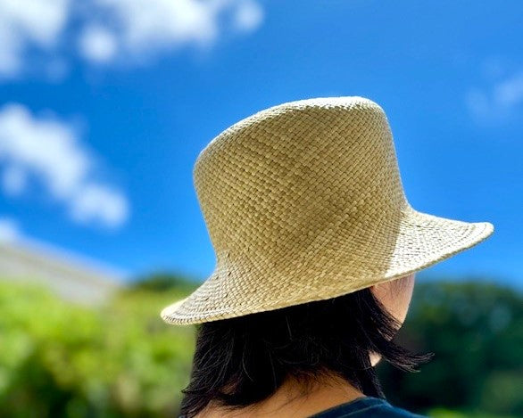 伊江島のアダン葉帽子