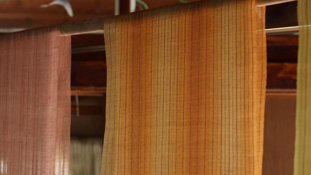 浜比嘉島　樹庵の草木染めストール