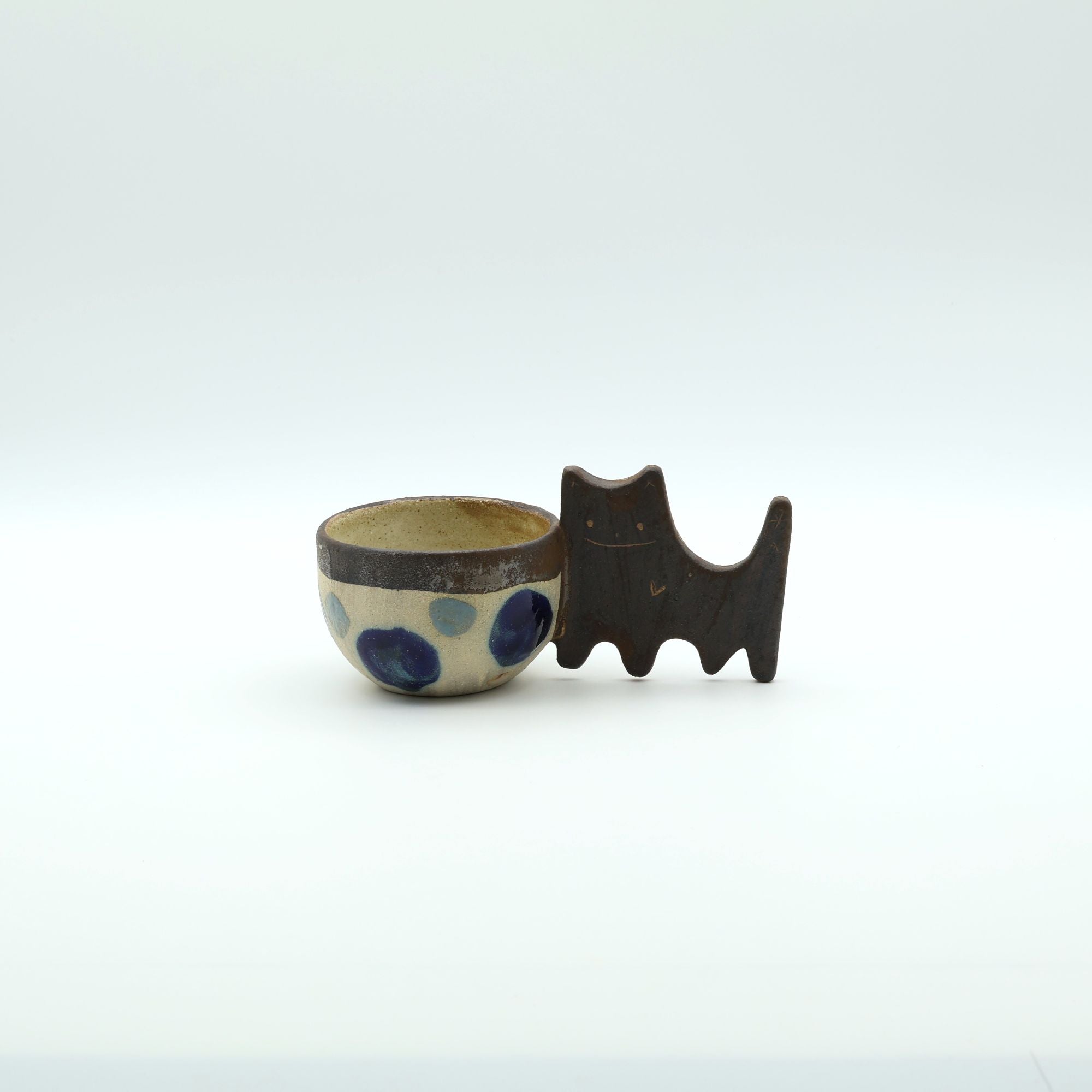 沖縄のやちむん｜土の種｜ネコ四つ足カップ - canosa オンラインショップ