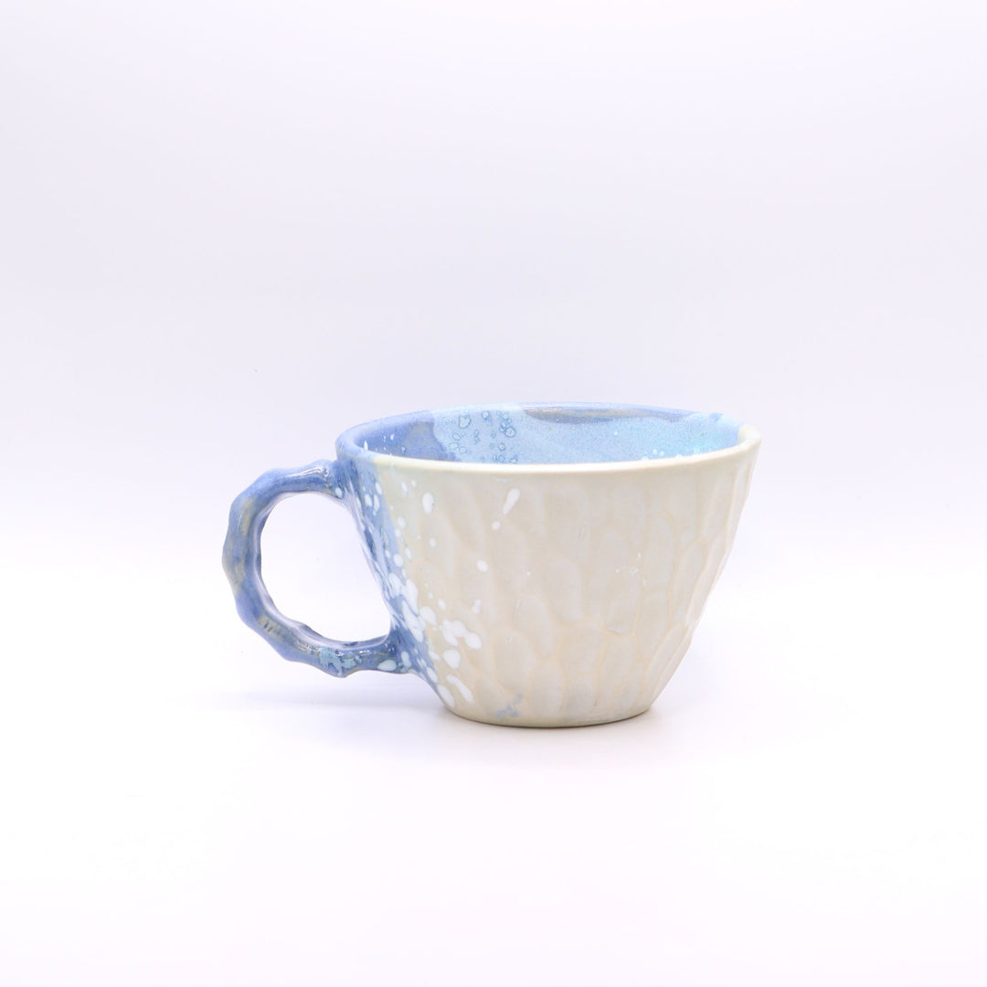 しのぎマグカップ　A　青ｘ白（上絵掛け）