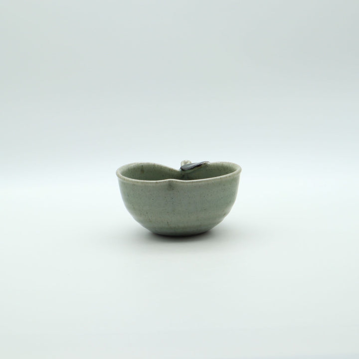 りんご小鉢　青磁