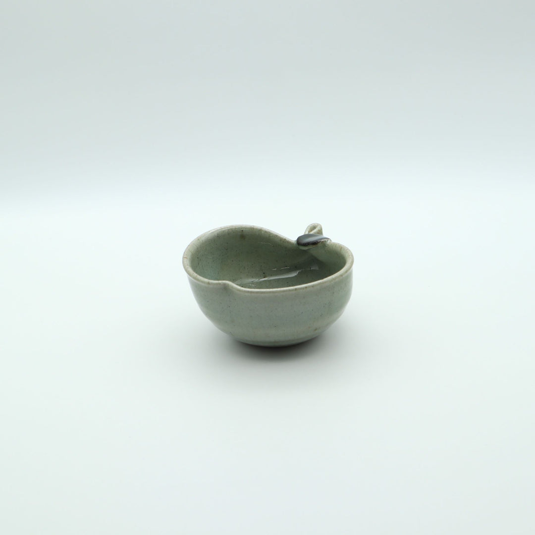 りんご小鉢　青磁