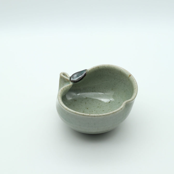 りんご小鉢　青磁