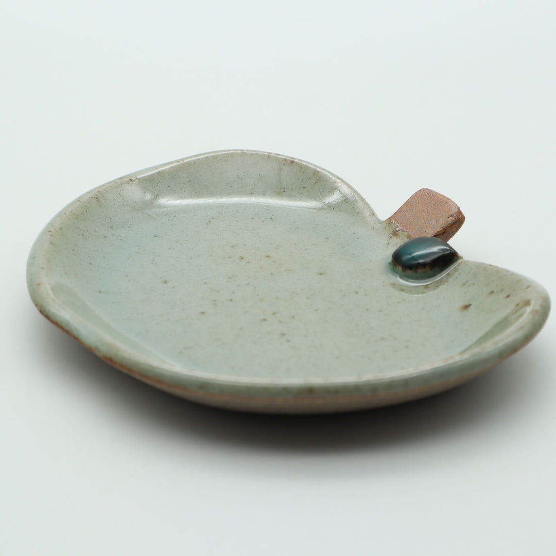 りんご小皿　青磁