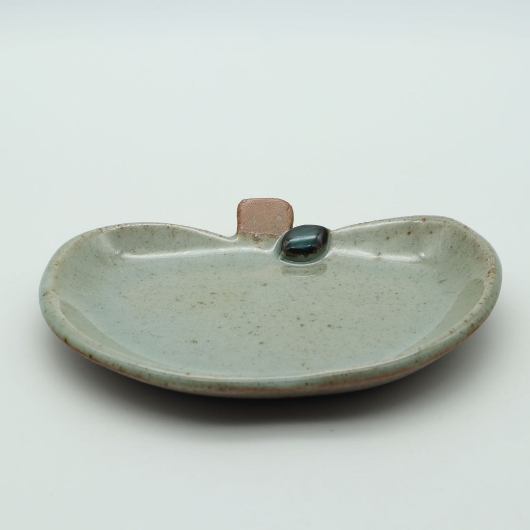 りんご小皿　青磁