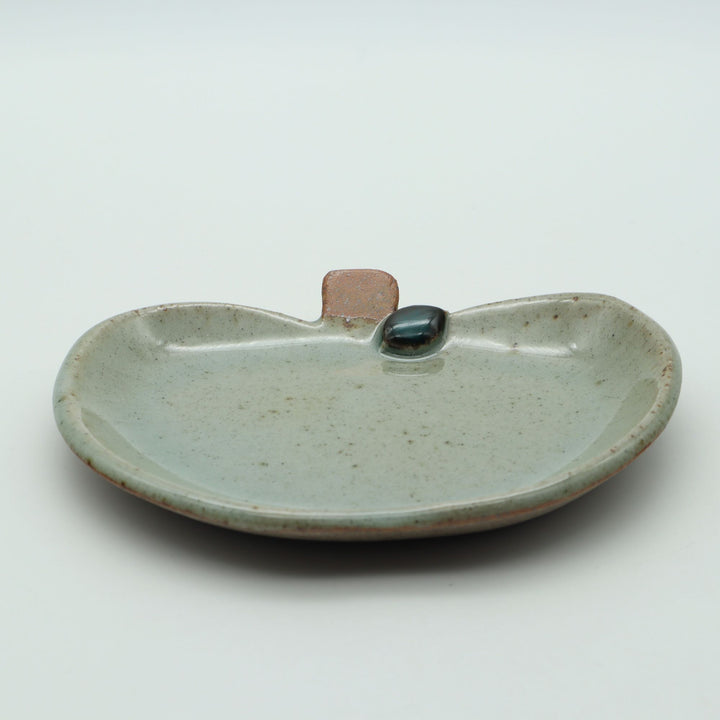 りんご小皿　青磁