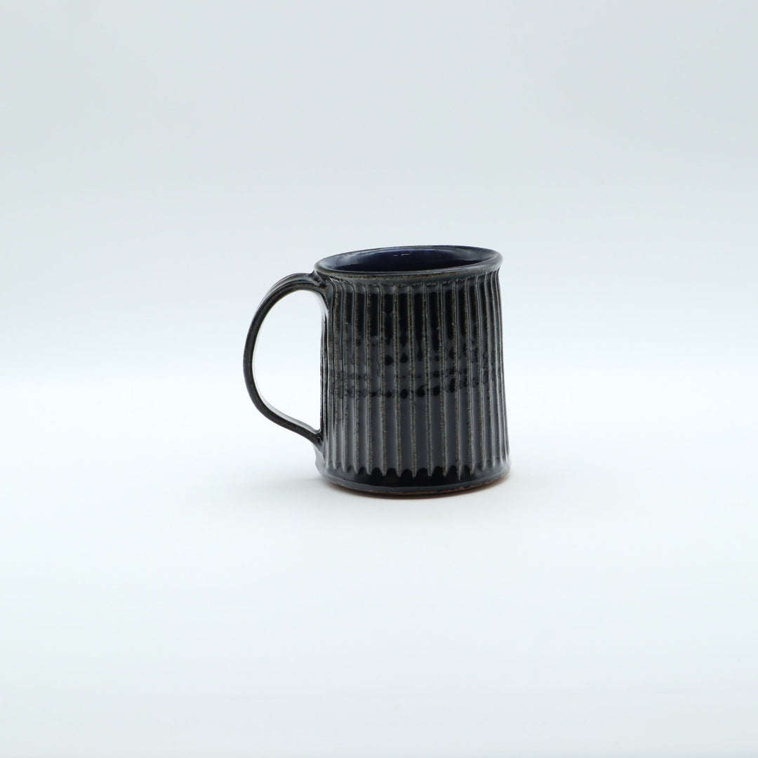 鎬マグカップ　切立　紺