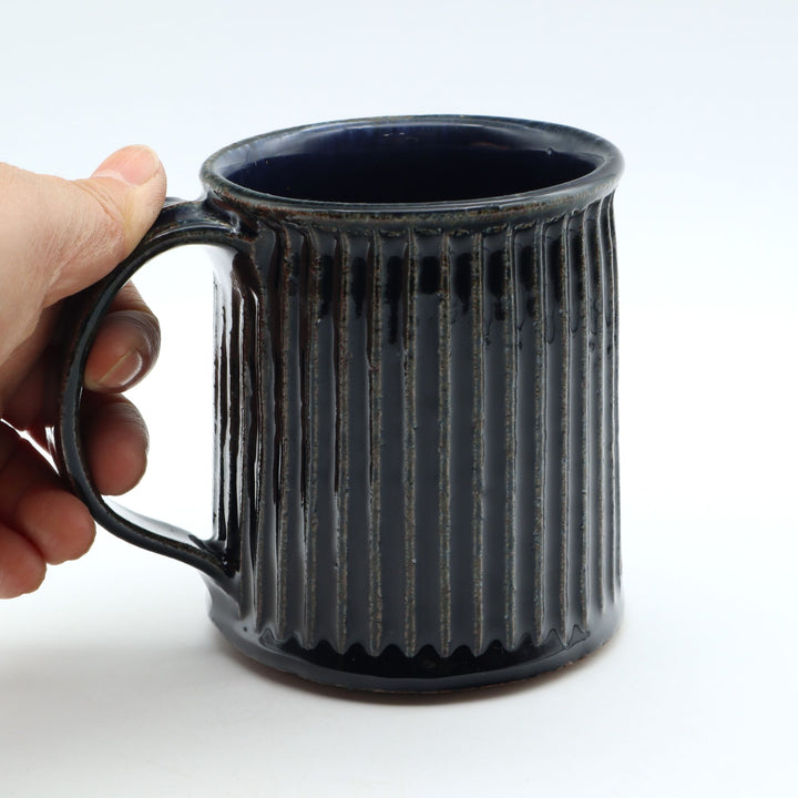 鎬マグカップ　切立　紺