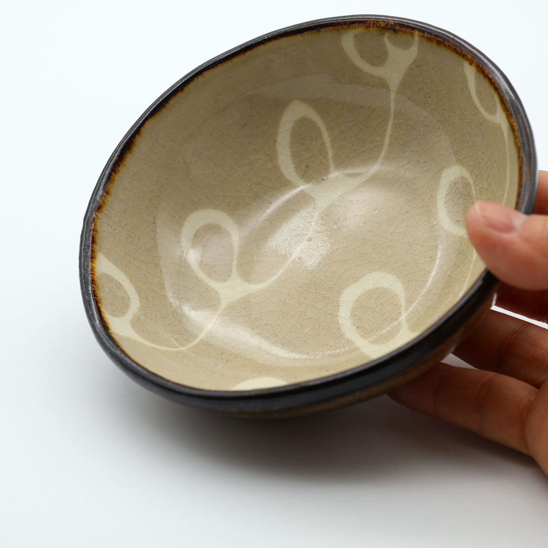 小鉢　ベージュくるくる模様　B