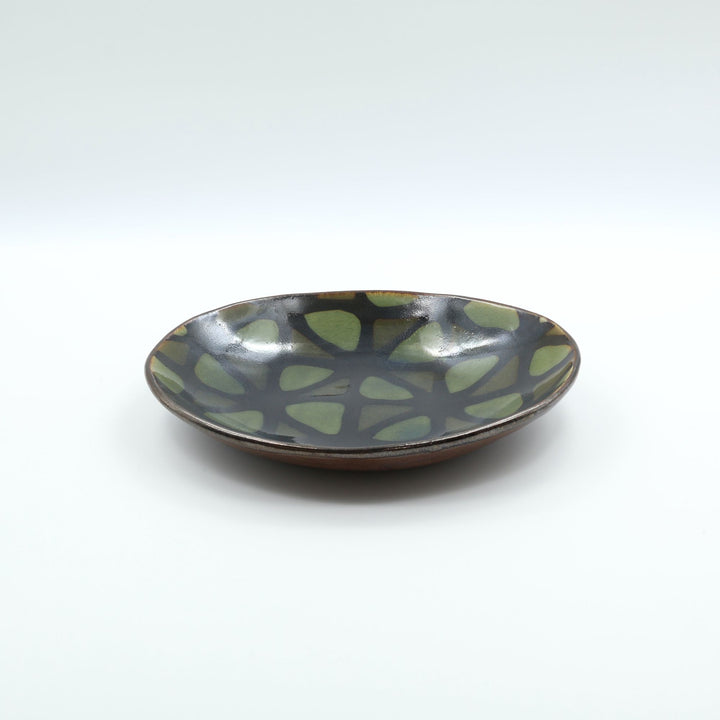 生楽陶苑のスリップウェア　カレー皿　緑モザイク柄