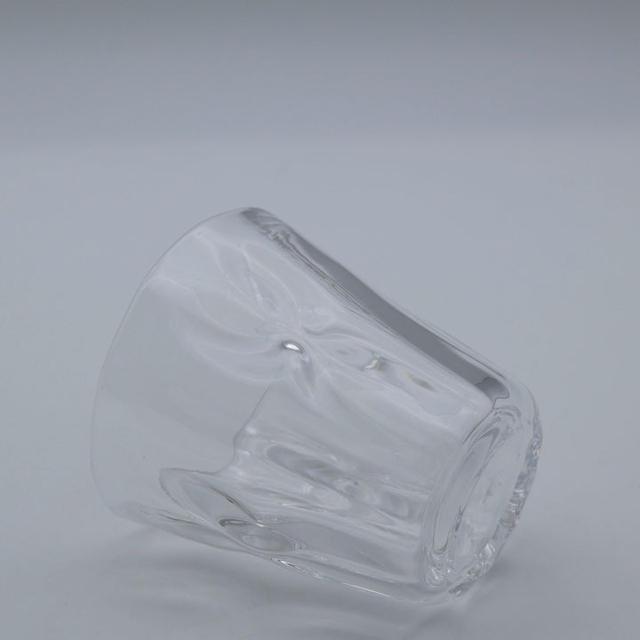 glass apartment 21g ichico 「リボンカップ」透明なガラスに立体的なリボン状の装飾があしらわれた琉球ガラスの美しいカップ。
