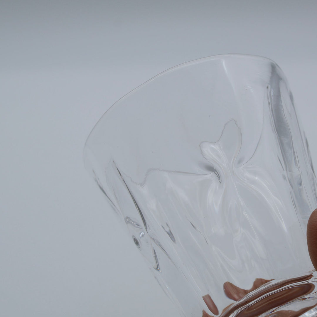 glass apartment 21g ichico 「リボンカップ」透明なガラスに立体的なリボン状の装飾があしらわれた琉球ガラスの美しいカップ。
