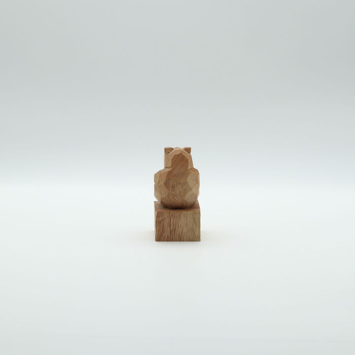 あぐらくま