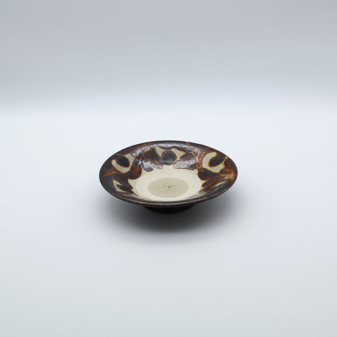 沖縄のやちむん　横田窯 5寸皿　蛇の目