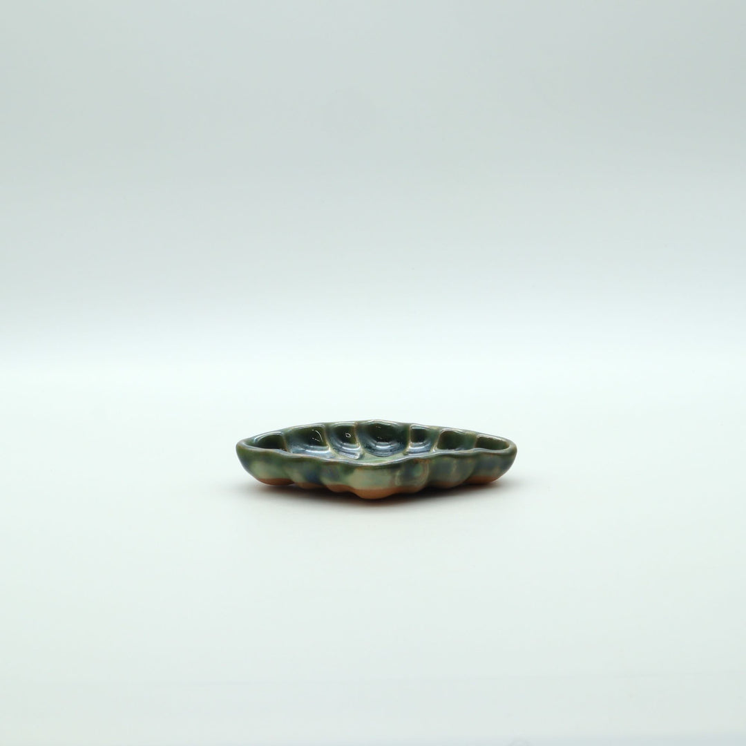 カエル菱皿