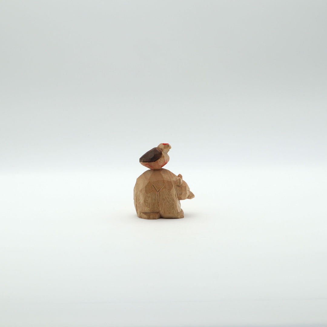 くまとノグチゲラ