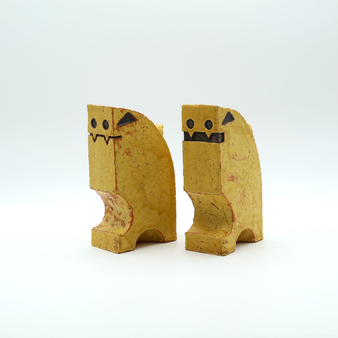 陶factory509のシーサーブックスタンド　黄色　