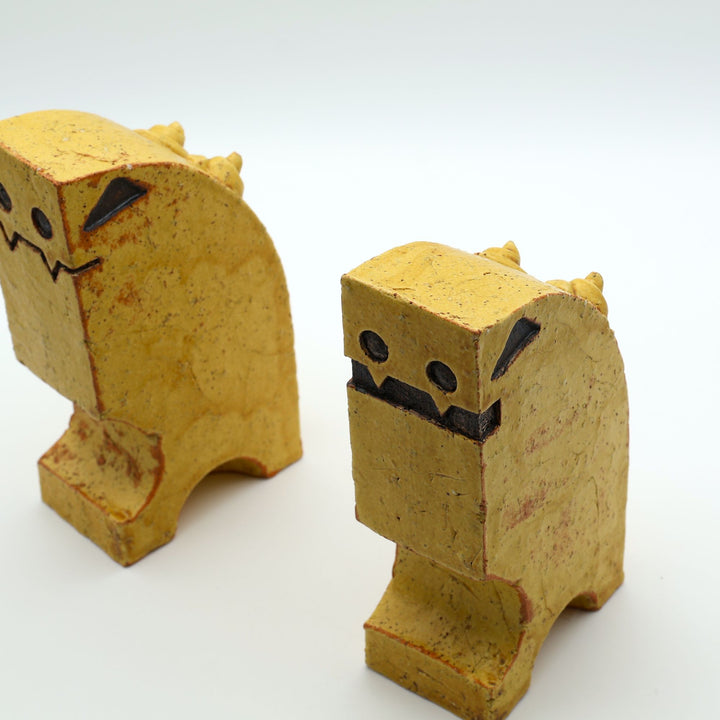 陶factory509のシーサーブックスタンド　黄色　