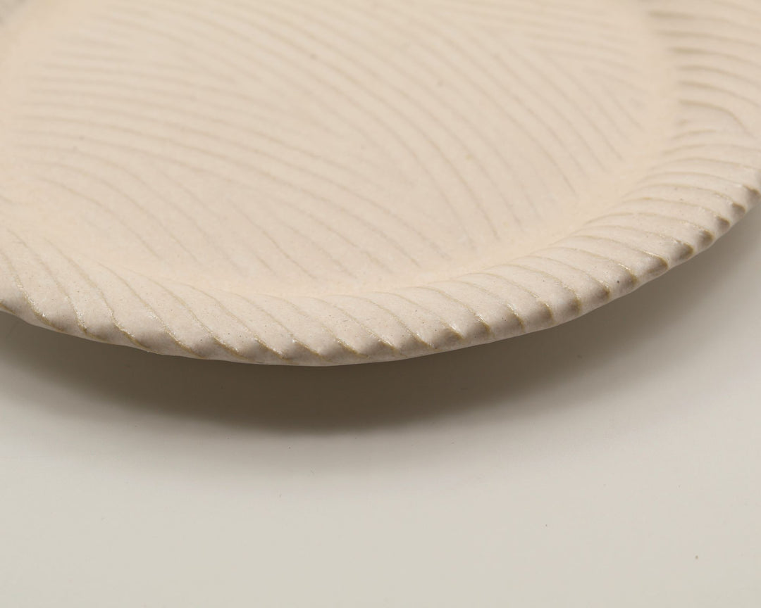 波紋丸皿　M42