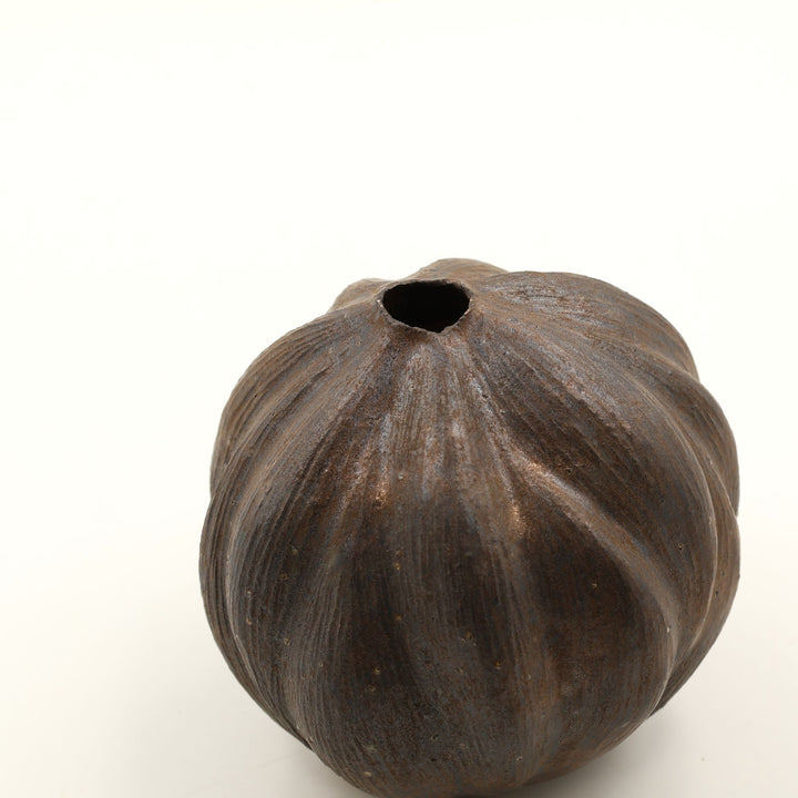 鉄釉一輪挿し　M46