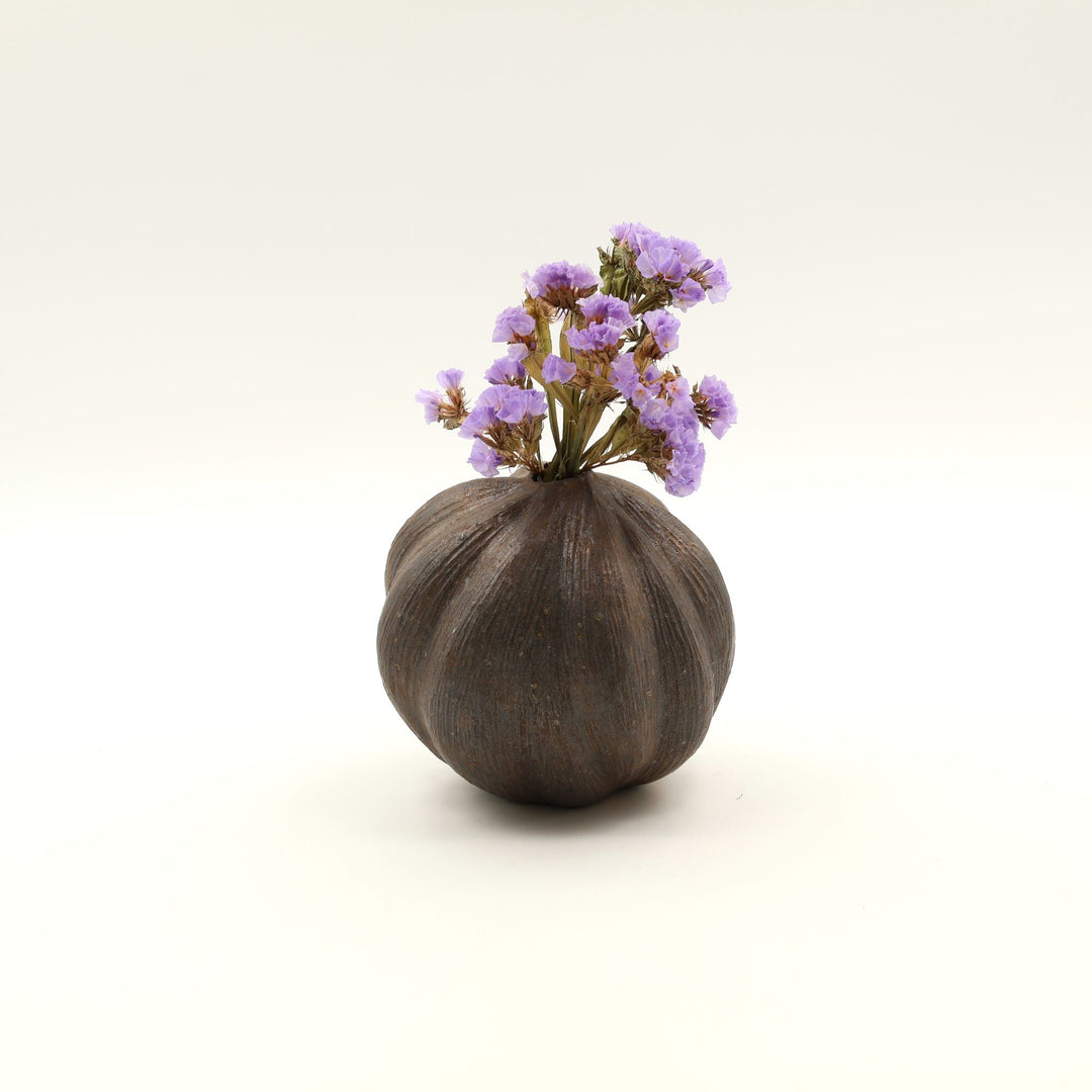 鉄釉一輪挿し　M46