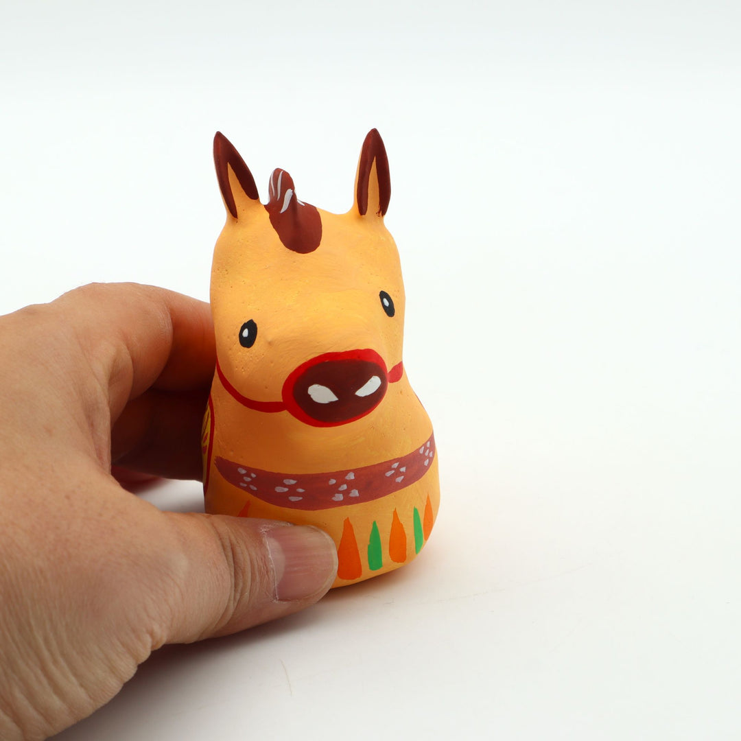 ニャン山のハリコ　干支・午　