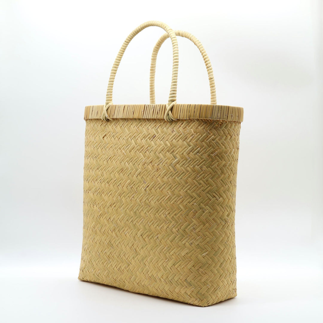 岩手県二戸郡一戸町  鳥越スズ竹かごバッグ