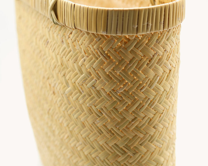 岩手県二戸郡一戸町  鳥越スズ竹かごバッグ