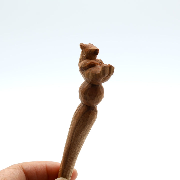 木彫り熊のスプーン　大　玉乗りくま